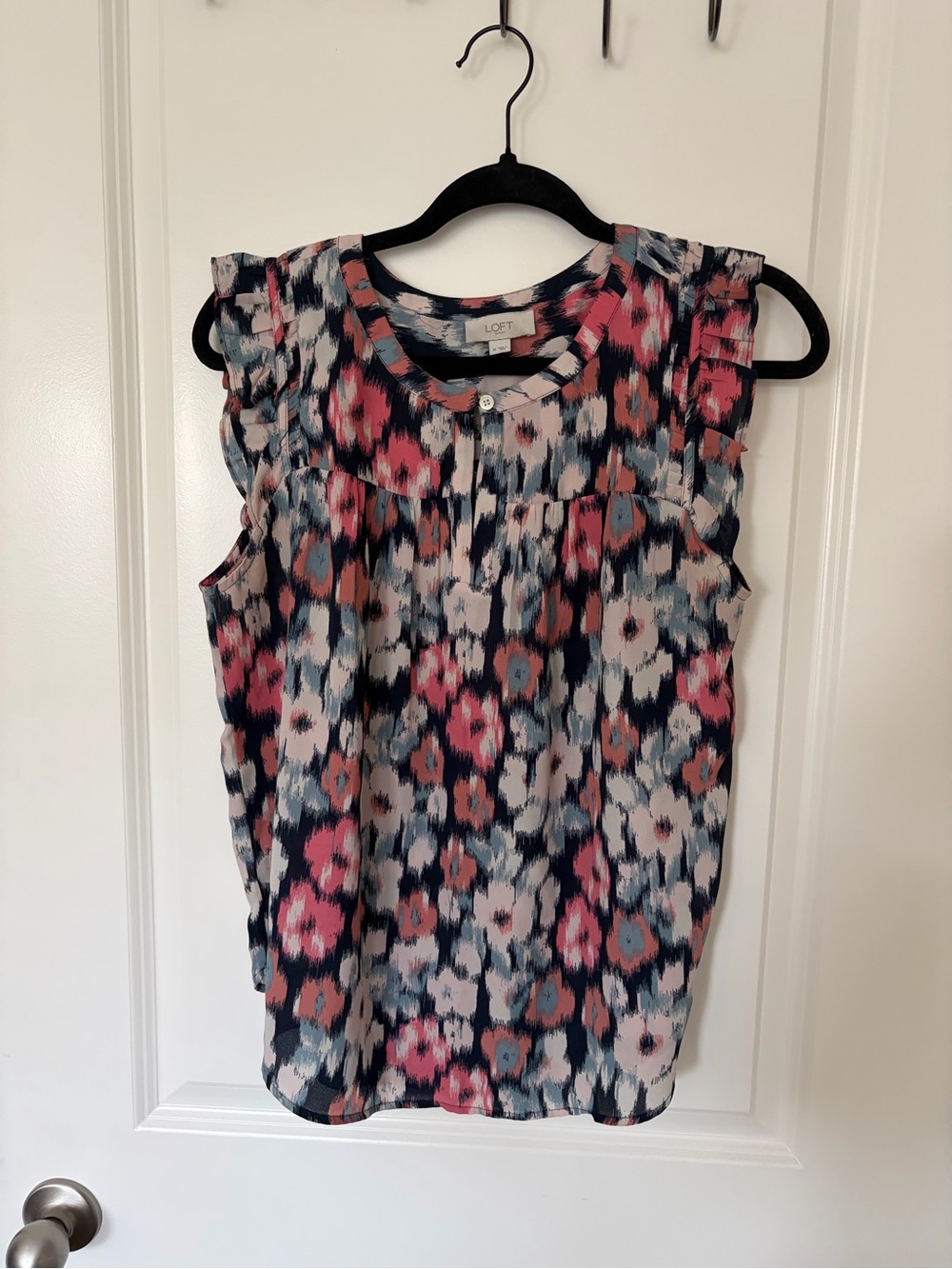 LOFT Floral Print Ruffle Sleeve Shell in Navy, Pink & Cream
